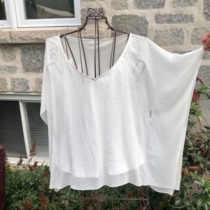 Flowy white top